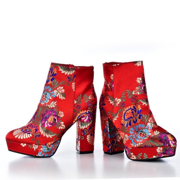 Bamboo Connection-02M Red Floral Bootie - Picture 3 of 5